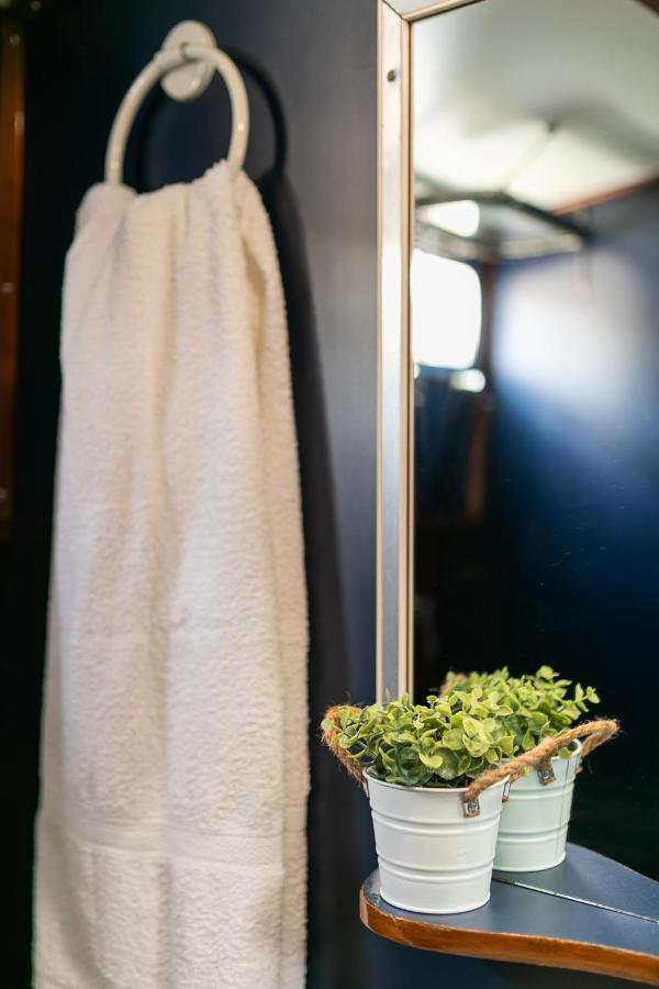 Marta Boat B&B カステルサルド エクステリア 写真