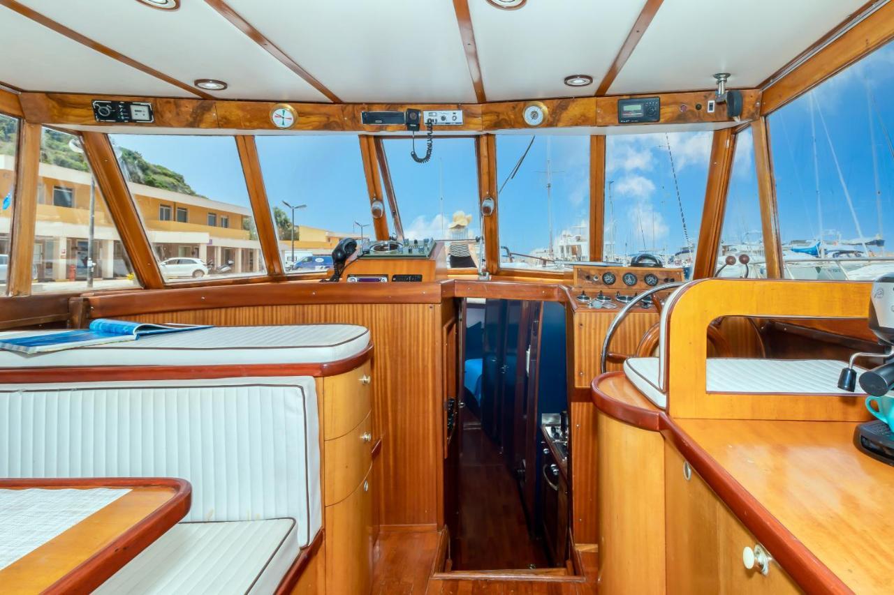 Marta Boat B&B カステルサルド エクステリア 写真