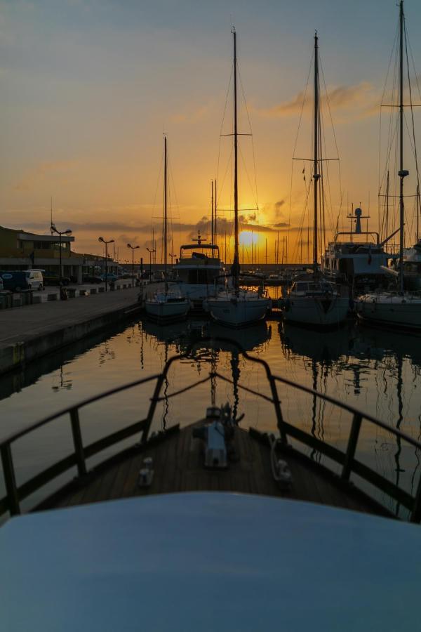 Marta Boat B&B カステルサルド エクステリア 写真