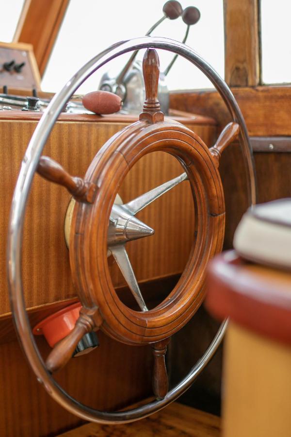Marta Boat B&B カステルサルド エクステリア 写真